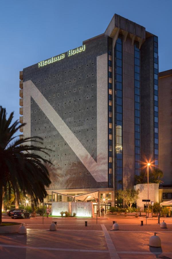 The Nicolaus Hotel Bari Esterno foto