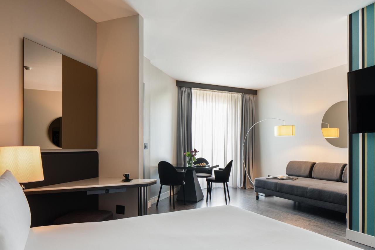 The Nicolaus Hotel Bari Esterno foto