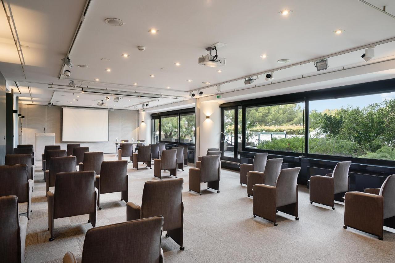 The Nicolaus Hotel Bari Esterno foto