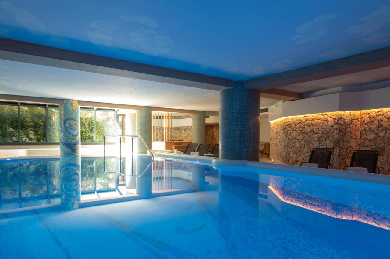 The Nicolaus Hotel Bari Esterno foto