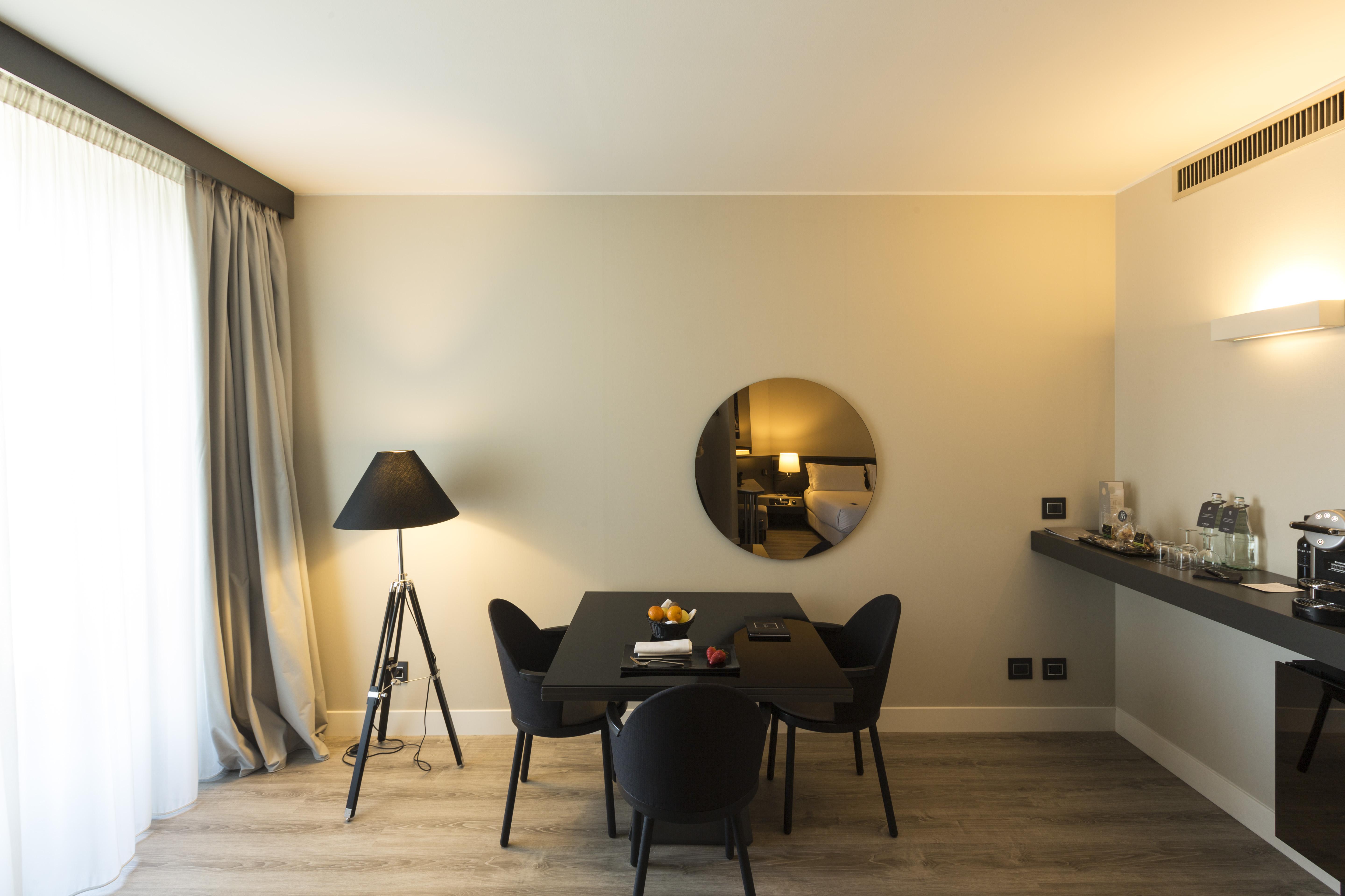 The Nicolaus Hotel Bari Esterno foto