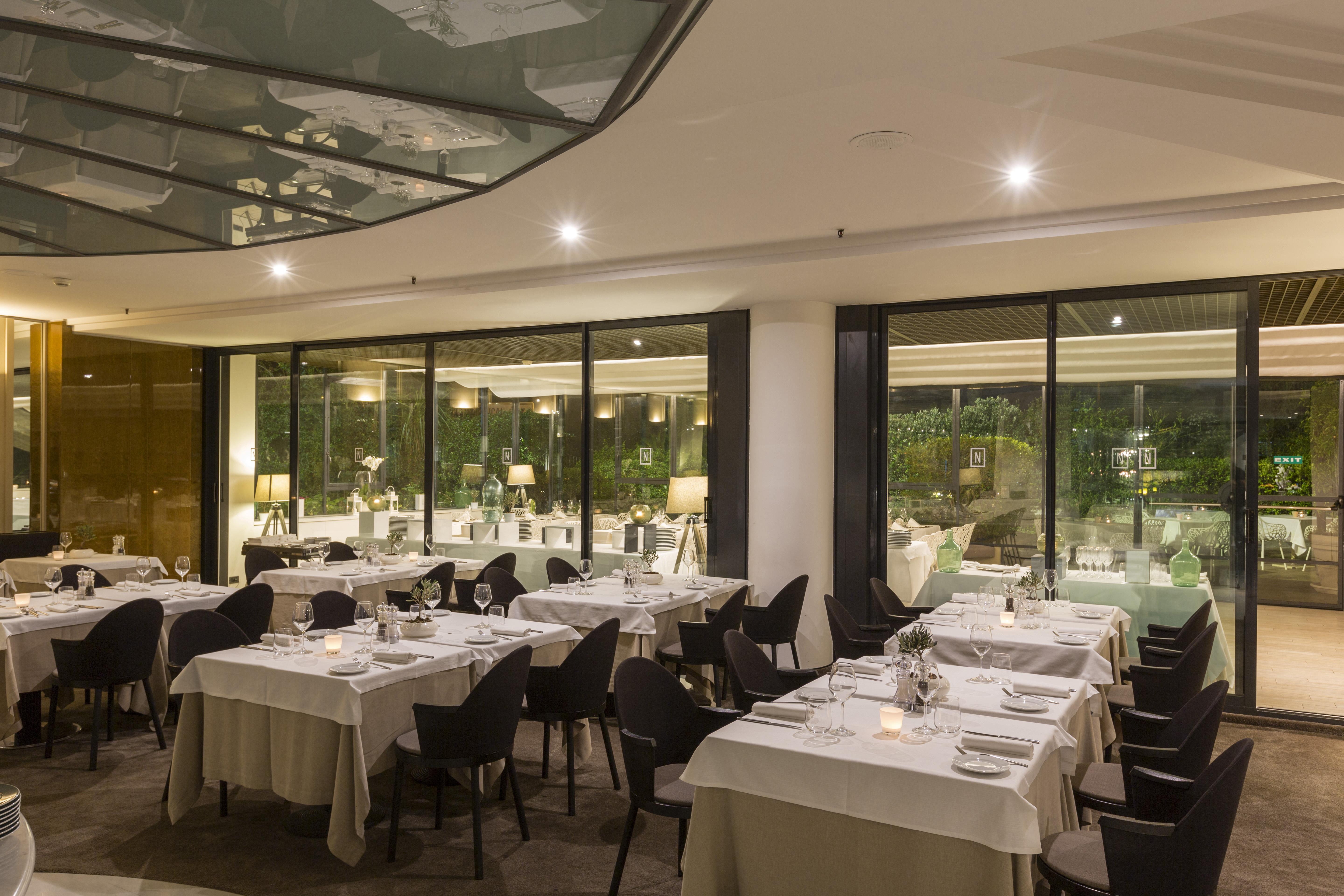 The Nicolaus Hotel Bari Esterno foto